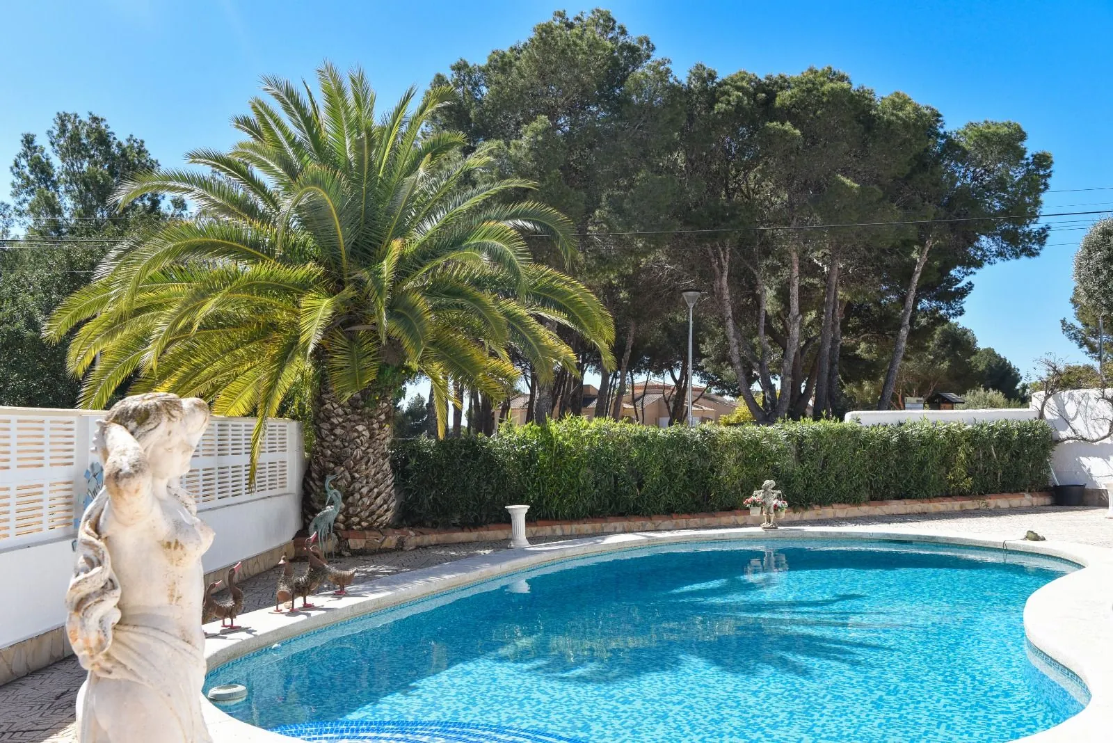 Villa in a Quiet Residential Calpe Setting